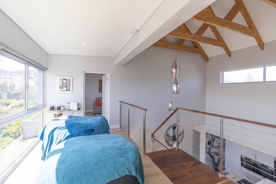 3 Bedroom Property for Sale in Somerset Lakes Western Cape